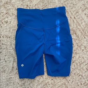 Lululemon Base Pace 6” biker short size 4